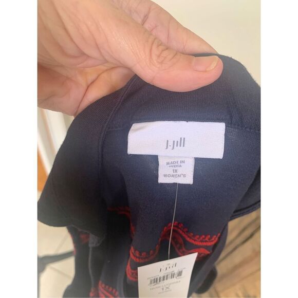 J. Jill Embroidered Knit Sleeveless Top Navy Blue Red  NWT - Picture 3 of 10